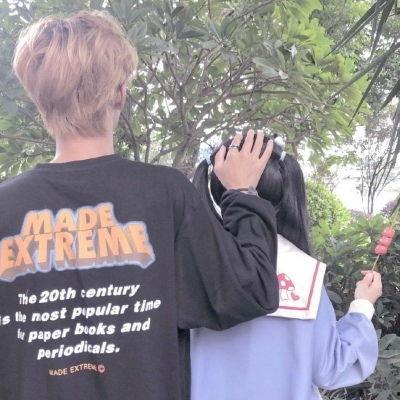 圈内情侣爆料文案,圈内情侣甜蜜互动,甜蜜瞬间引网友热议 第1张 圈内情侣爆料文案,圈内情侣甜蜜互动,甜蜜瞬间引网友热议 第1张